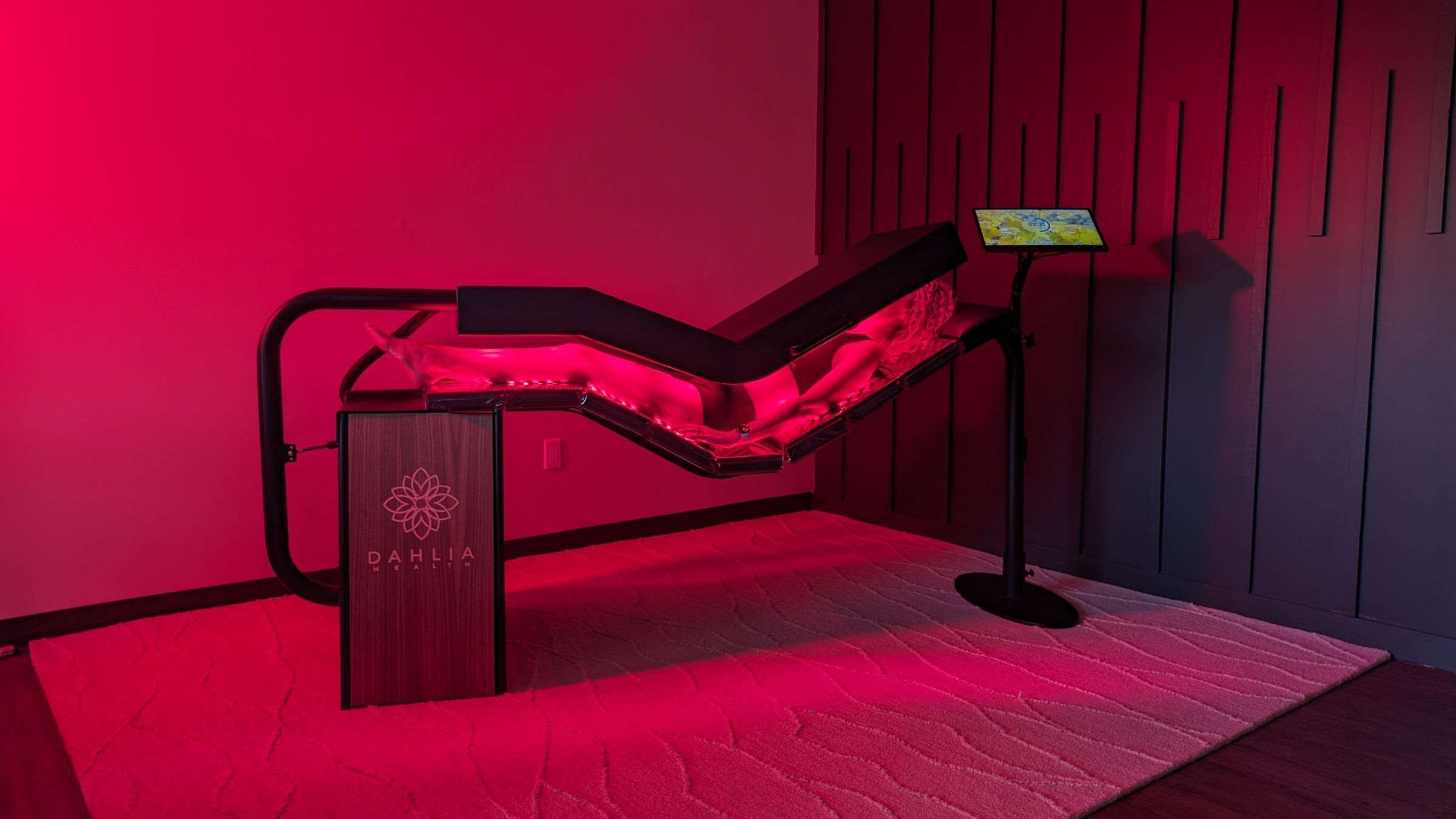 Dahlia Professional - Pinnacle Bed | Dahlia Health LLC